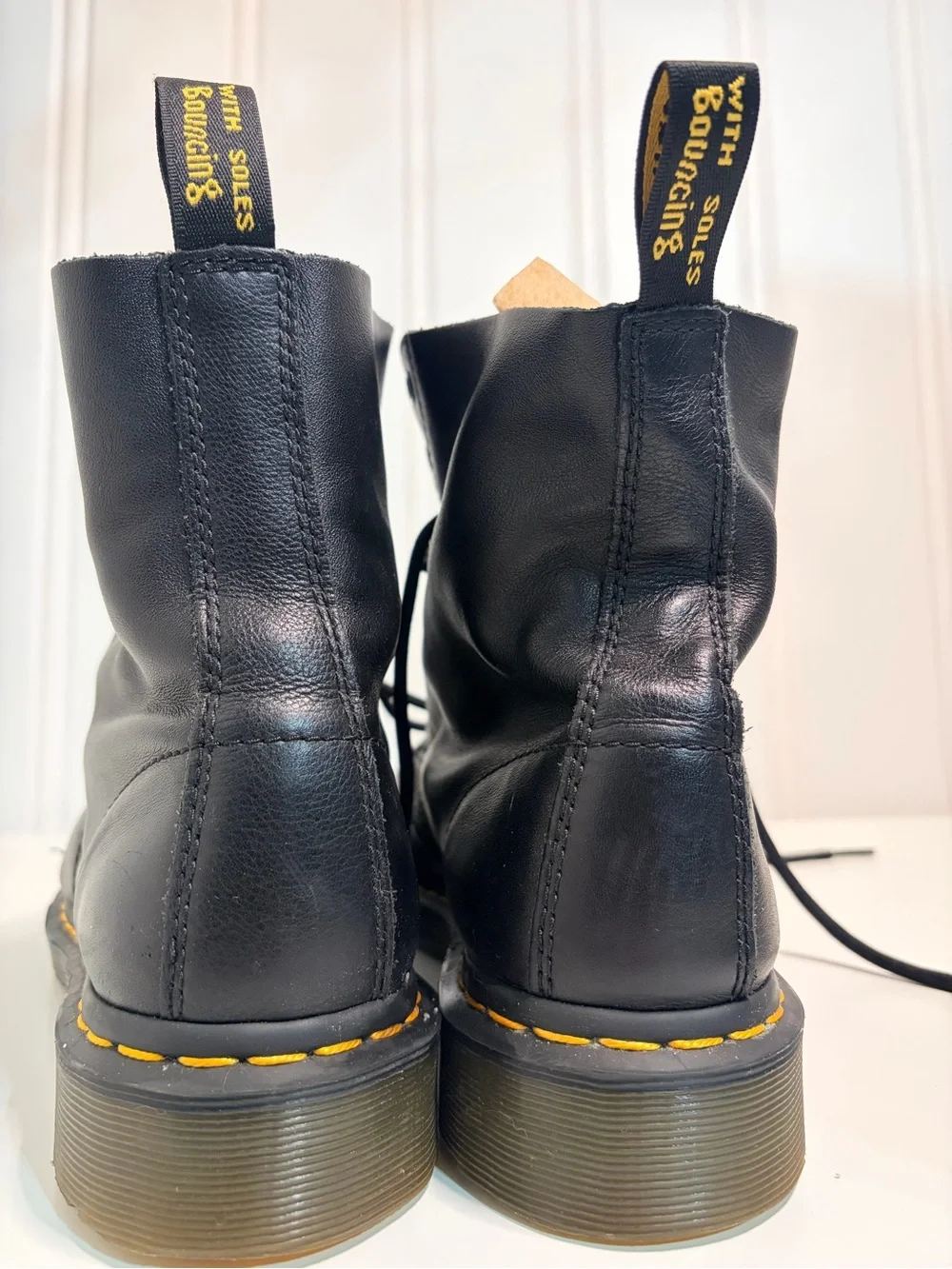 Dr Martens 1460 W Air Wair Black Nappa Leather 8 Eye Lace Up Boots UK8 EU42 US10